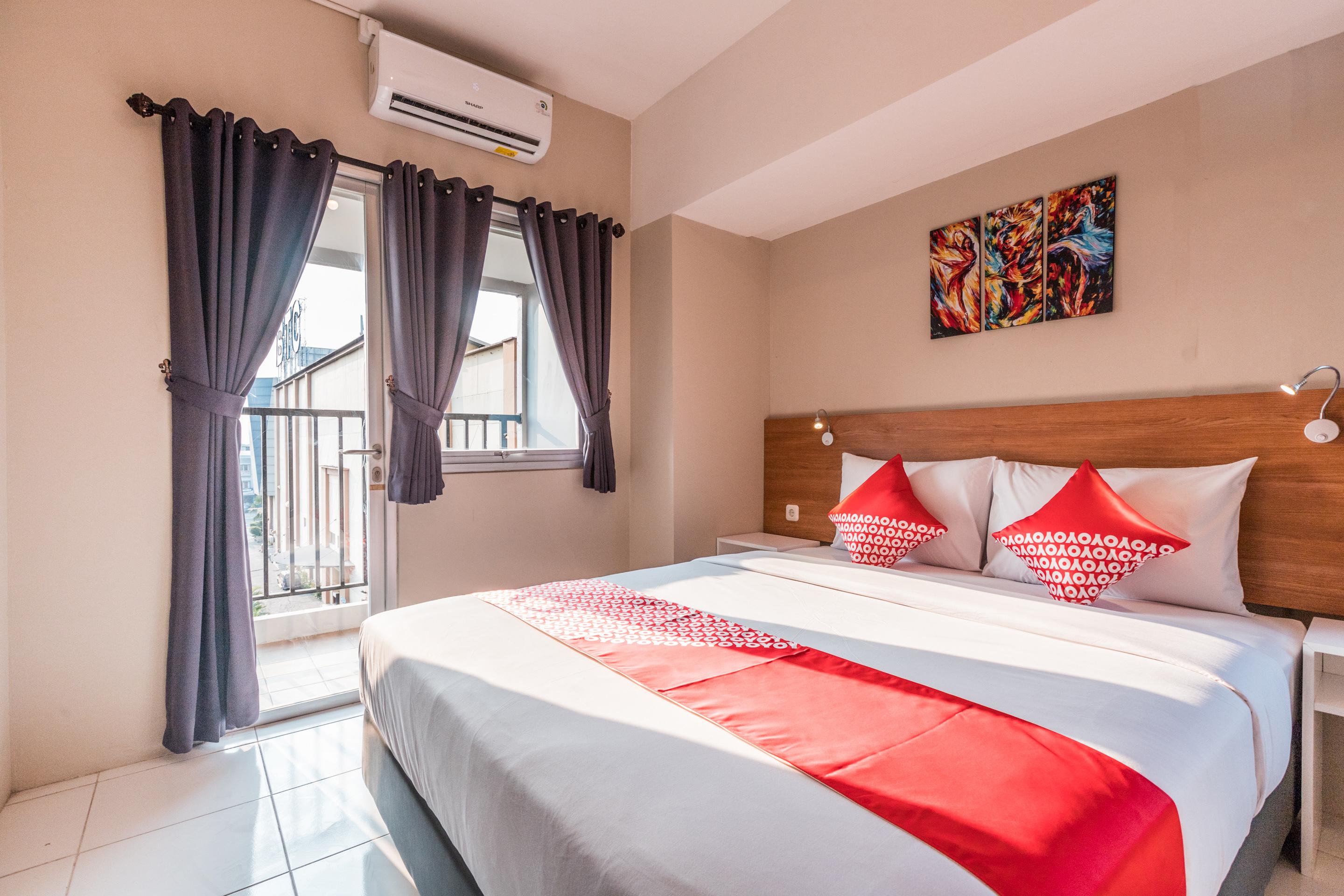 Flagship 750 Mont Blanc Hotel Bekasi Kültér fotó