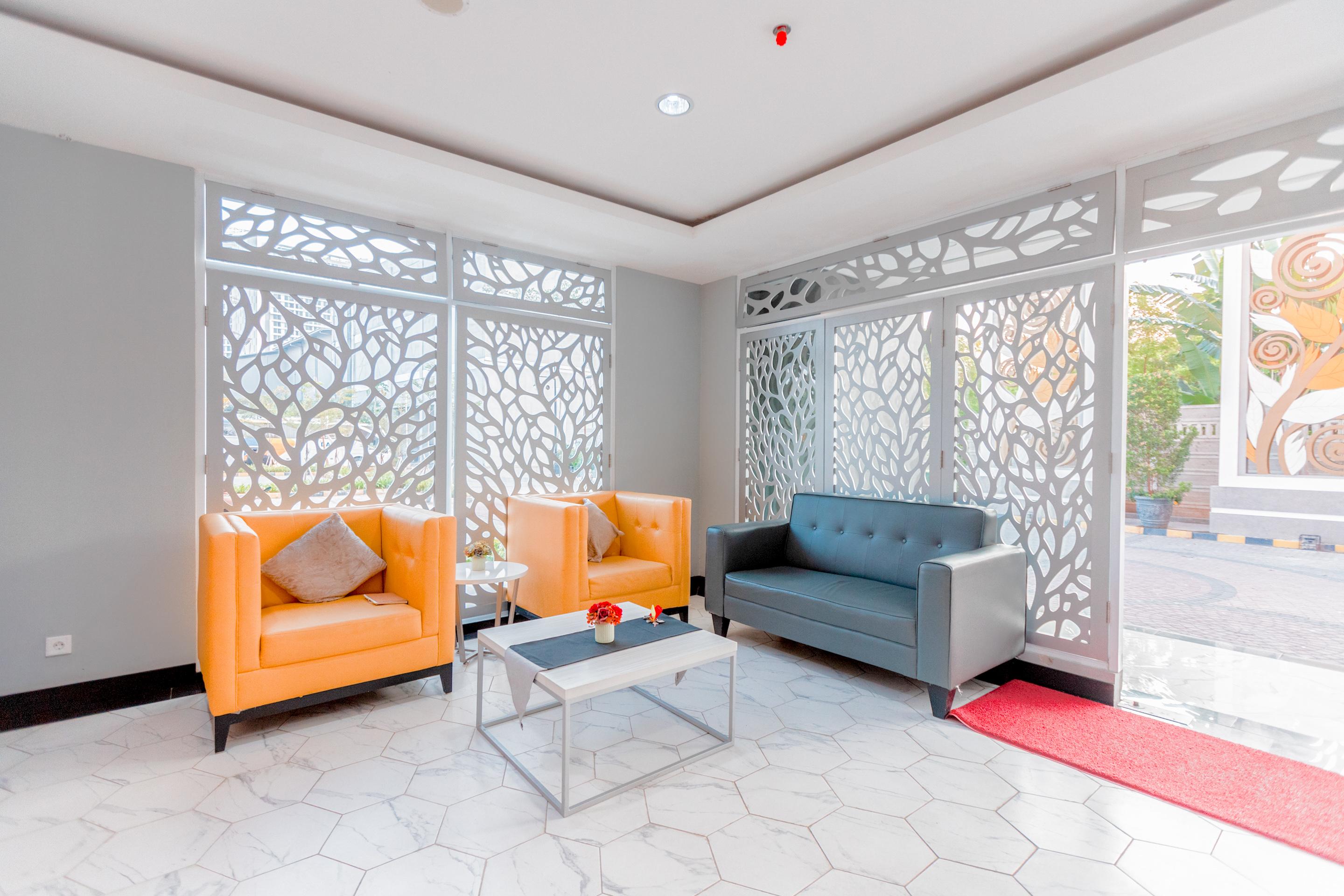Flagship 750 Mont Blanc Hotel Bekasi Kültér fotó