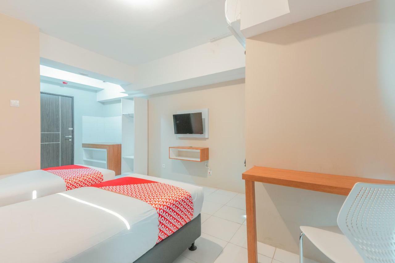 Flagship 750 Mont Blanc Hotel Bekasi Kültér fotó